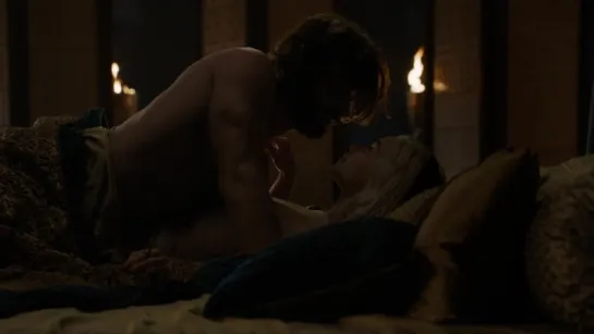 Emilia Clarke Nude - Game of Thrones (2015) s5e7