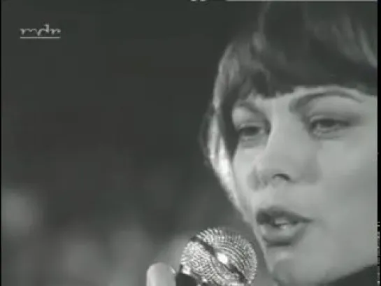 Mireille Mathieu - Der Pariser Tango