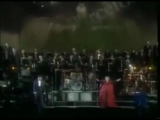 Freddy Mercury and Monserat Caballe - How Can i Go On Live