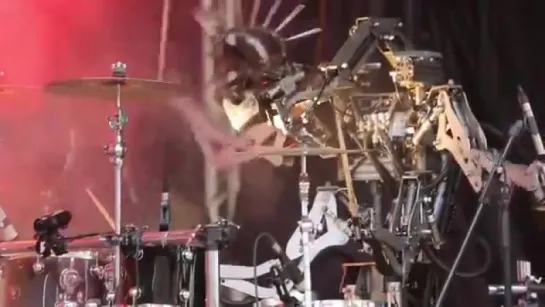 Compressorhead - Smells Like Teen Spirit (Nirvana Cover) (live in Moscow, Russia