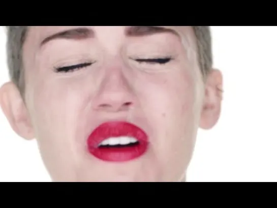 Miley Cyrus - Wrecking Ball (Director's Cut)