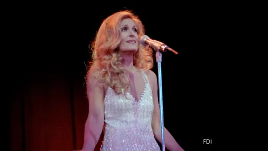 Dalida - Et La Vie Continuera [Live Olympia 1981]