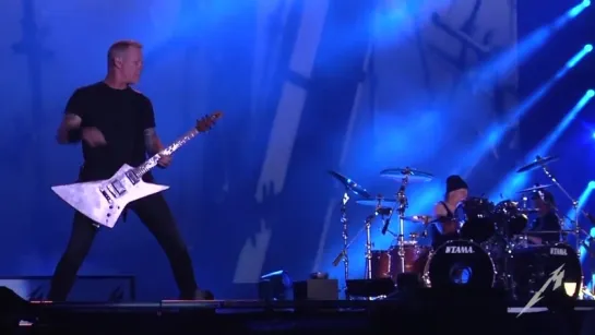 Metallica_ One (MetOnTour - Newton, IA - 2017)