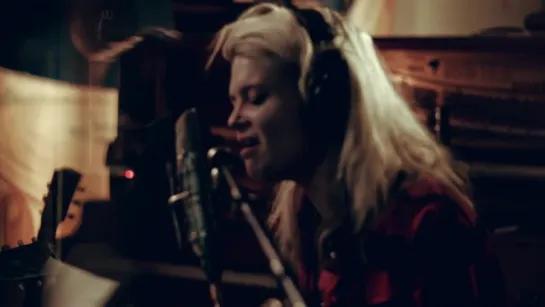 The Kills - Desperado (Rihanna Cover) (Non-Electric)