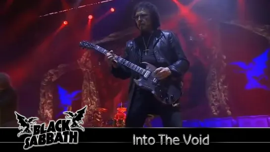 Black Sabbath - Into The Void (2013) (Official Live Video)