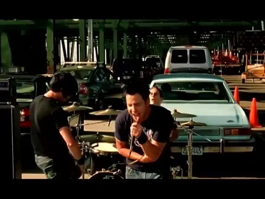 Simple Plan - Welcome To My Life (Official Video)