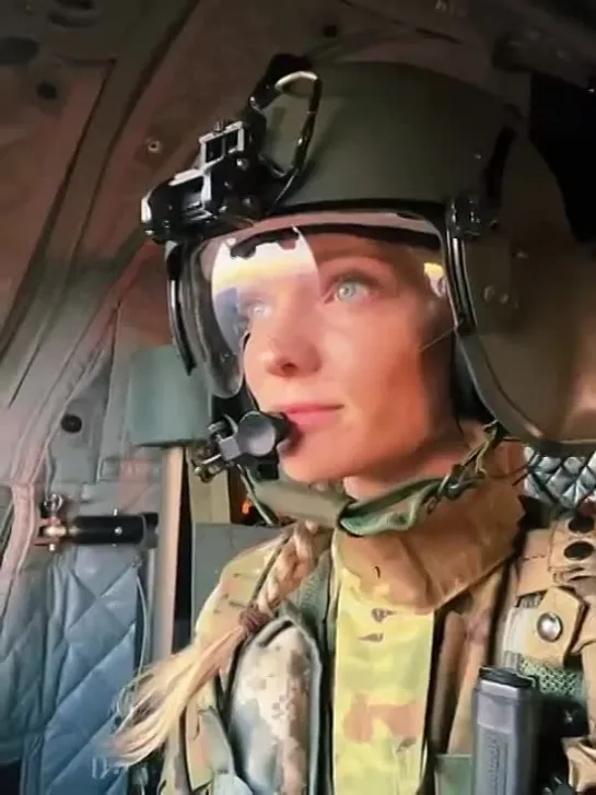 Видео от <Military woman> <Милитаристка>