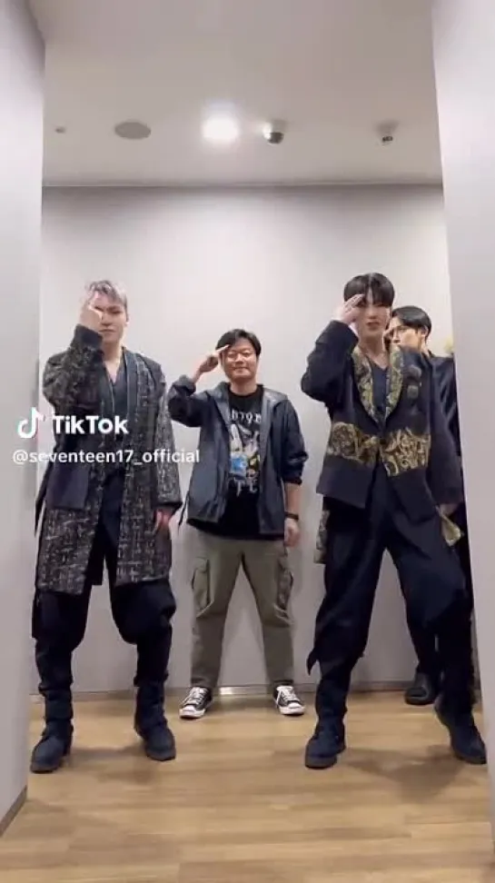 2023.04.27 | Обновление TikTok @seventeen17_official