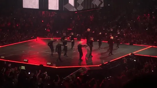 |FANCAM| Seventeen - Clap @ 2019 KCON in LA