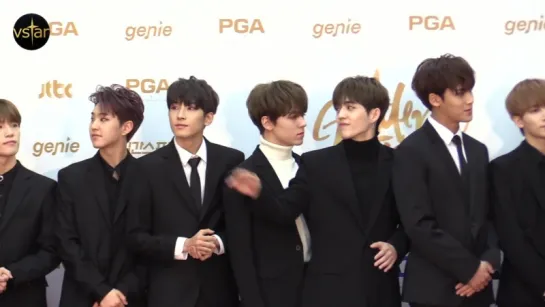 |180111| Seventeen @ Golden Disc Awards Red Carpet