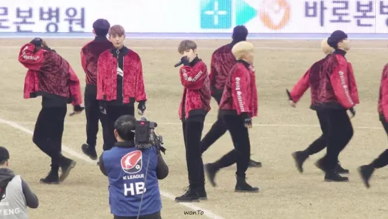 |FANCAM| Seventeen -  BoomBoom (Wonwoo focus) | 170312 @ K League Challenge