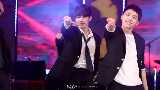 |FANCAM| Seventeen - Mansae (Wonwoo focus) | 151017 @ Songnisan Maple Song Festival