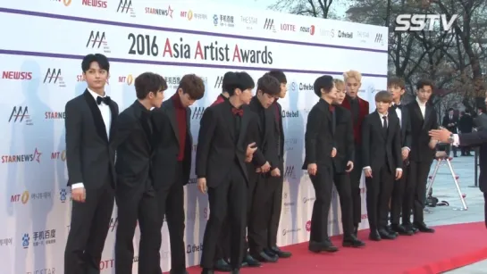 |161116| Seventeen - Red Carpet @ 2016 Asia Artist Awards