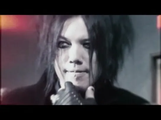 Sixx:A.M. - Lies of the Beautiful People