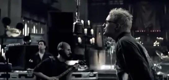 Numb__Official_Music_Video__-_Linkin_Park