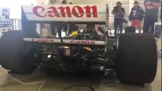 Suspensão ativa da Williams FW14B