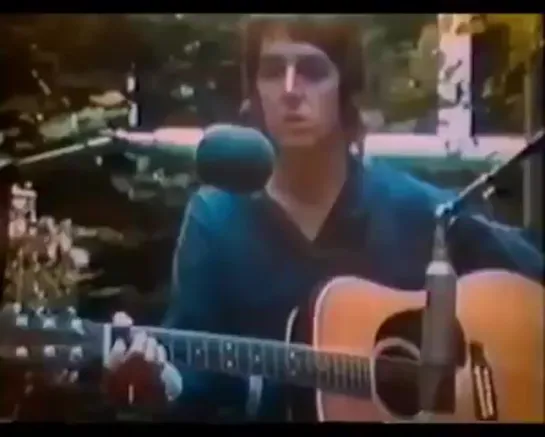 Paul McCartney sing Buddy Holly