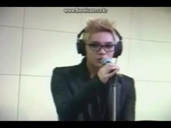 Silly Radio - MBLAQ - It's War   Джун на 2:49))))