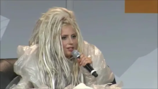 2014 // Lady Gaga > Conférence - SXSW - 3/3 (Gagavision.net)