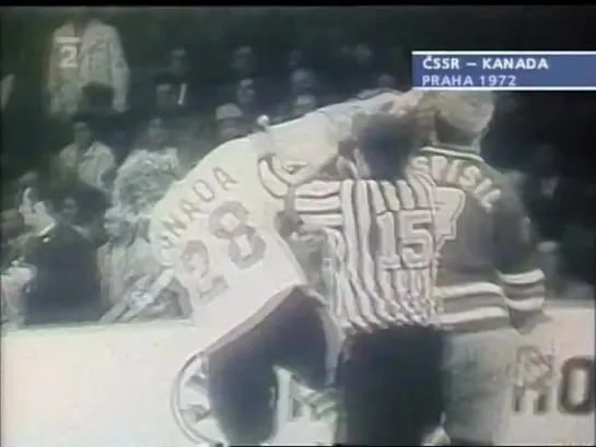 Bobby Clarke attacks František Pospíšil in 1972