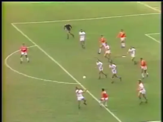 Anos 90 - Portuguesa 4x1 FFC