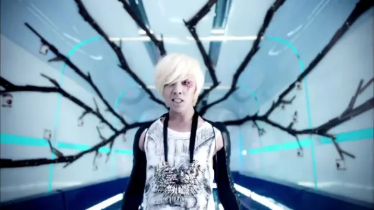 BIGBANG  G-DRAGON - HEARTBREAKER