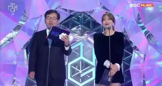 061118 BTS winning the Genie Music Popularity Award