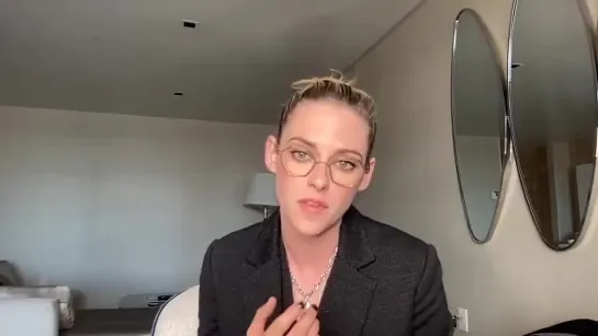 Gold Derby - Interview with Oscar nominee Kristen Stewart (Spencer)