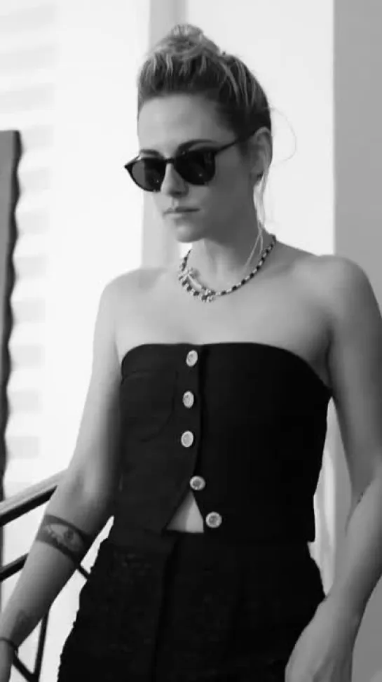 Kristen leaving hotel in Cannes - May 24