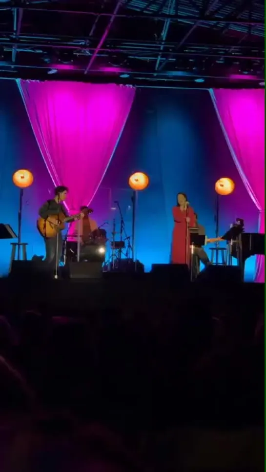 More of Shallow - Lea Michele and Darren Criss in San Diego LMDCTour