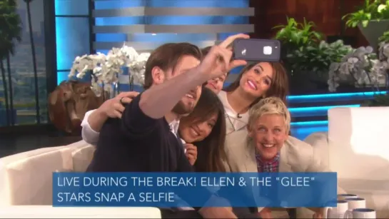 Ellen and the Glee stars snap a selfie