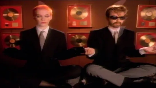 Eurythmics - Sweet Dreams (Are Made Of This)