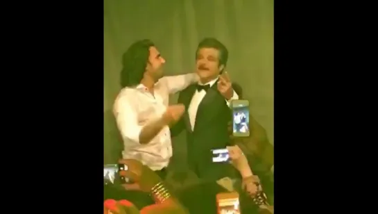 He just loves dancing his heart out Ranveer Singh at the wedding reception. #KissMuss  (tfs @RanveerSinghtbt)