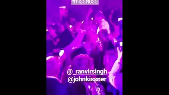 Ranveer Singh dancing at the wedding reception. #KissMuss