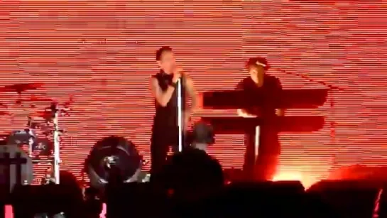 Depeche Mode In Your Room - Tour Of The Universe 2009 - Carcassonne, France