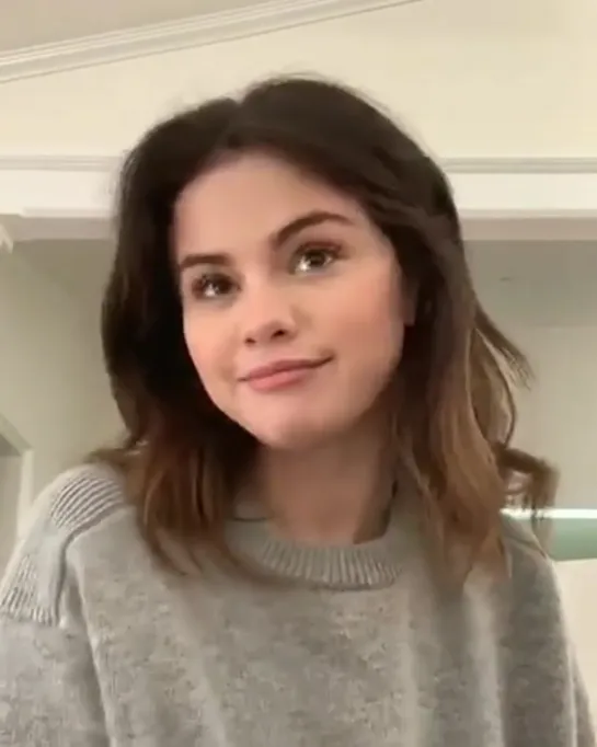 Selena in Instagram Live