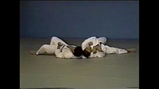 Дзюдо yoko guruma Soto makikomi Uchi makikomi Hane makikomi Harai