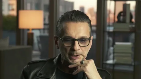 Dave Gahan — Интервью RTL 102,5 (17.03.2017)