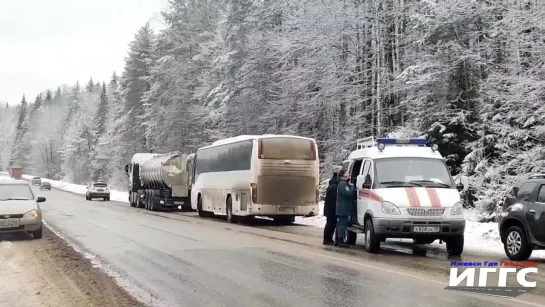 23.12.2023 Последствия ДТП на 205 км автодороги «Подъезд к городу Пермь от автодороги М-7 Волга» (Удмуртия)