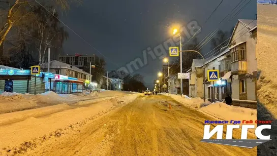 18.12.2023 Видео момента ДТП напротив дома № 6 на ул. Авангардная в г. Ижевске