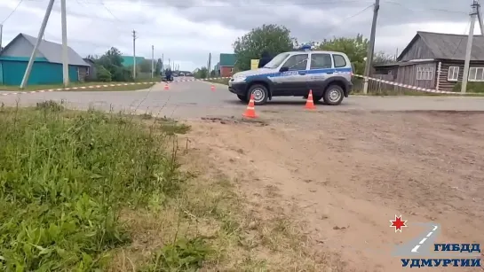 21.06.2023 Момент ДТП напротив дома 71 "Б"на ул. Победы, в с. Вавож, Вавожского района Удмуртской Республики