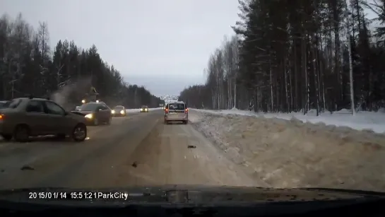 14.01.2015 момент ДТП на Славянском шоссе (Ижевск)