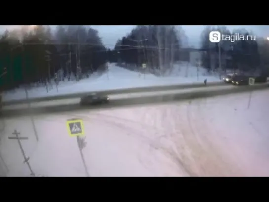 В Нижнем Тагиле грузовик насмерть сбил пешехода