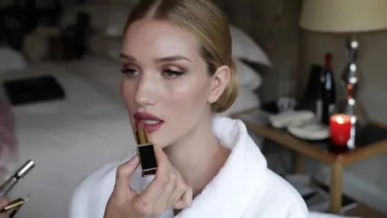 Supermodel-BFFs Lily Aldridge and Rosie Huntington-Whiteley Get Ready for the Met Gala _ Vogue