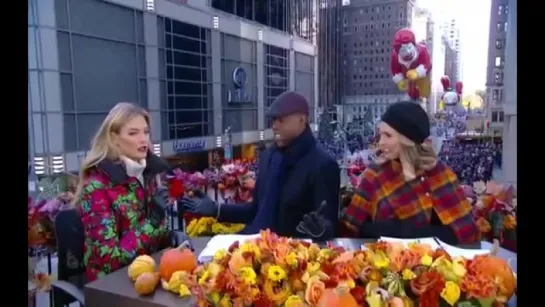 Martha Hunt at Macys Thanksgiving Parade (2017)