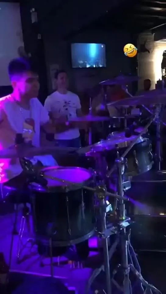 Видео от Барабанщики «FunkyDrummer»