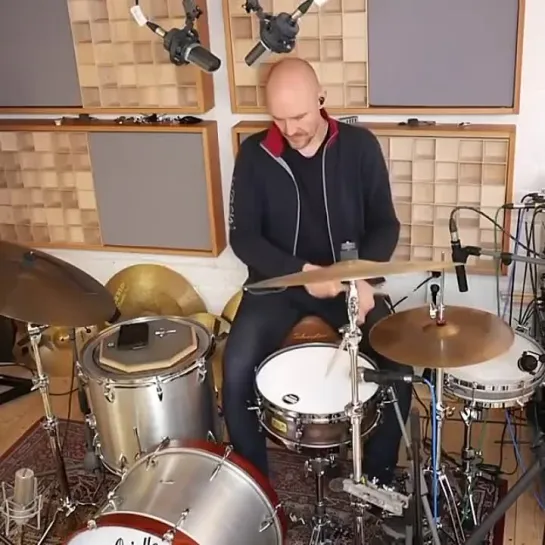 Видео от Барабанщики «FunkyDrummer»