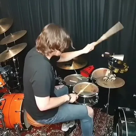 Видео от Барабанщики «FunkyDrummer»