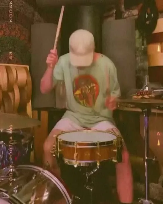 Видео от Барабанщики «FunkyDrummer»