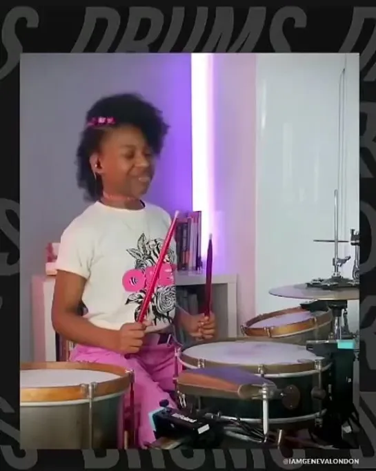 Видео от Барабанщики «FunkyDrummer»